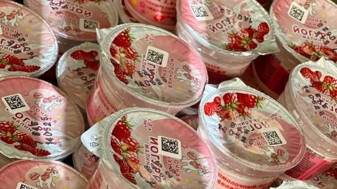 Йогурты из молочной кухни включили в меню школ Нижнего Новгорода