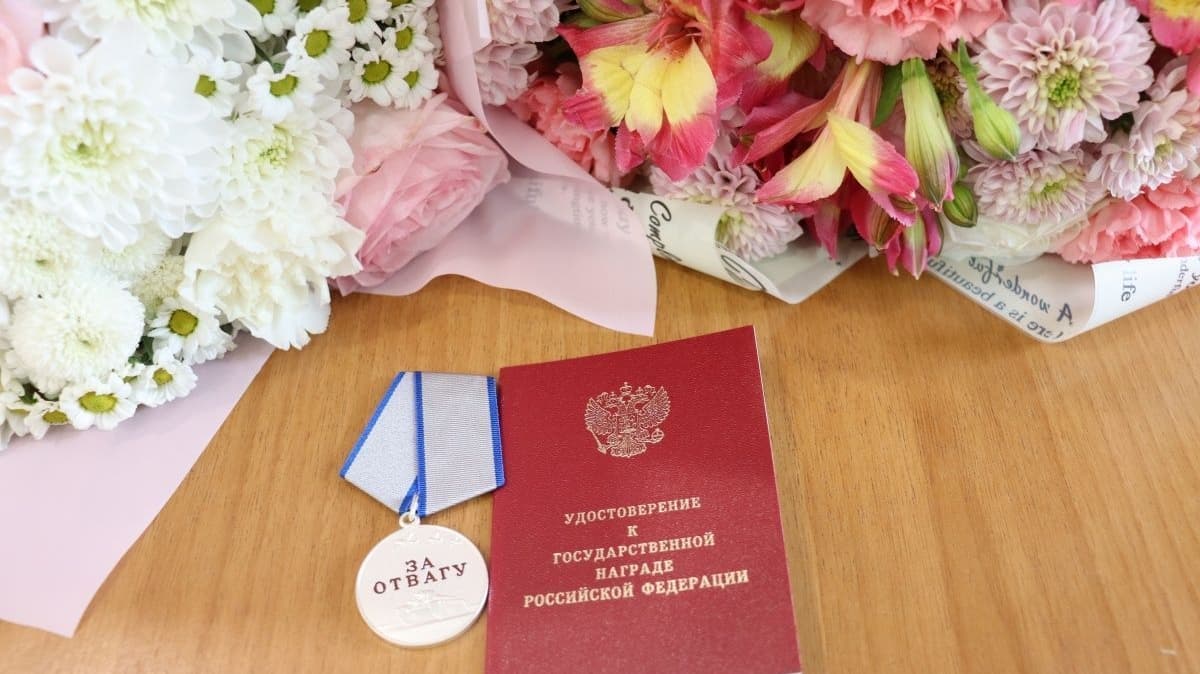 Семьям погибших на СВО нижегородцев вручили медали «За отвагу»