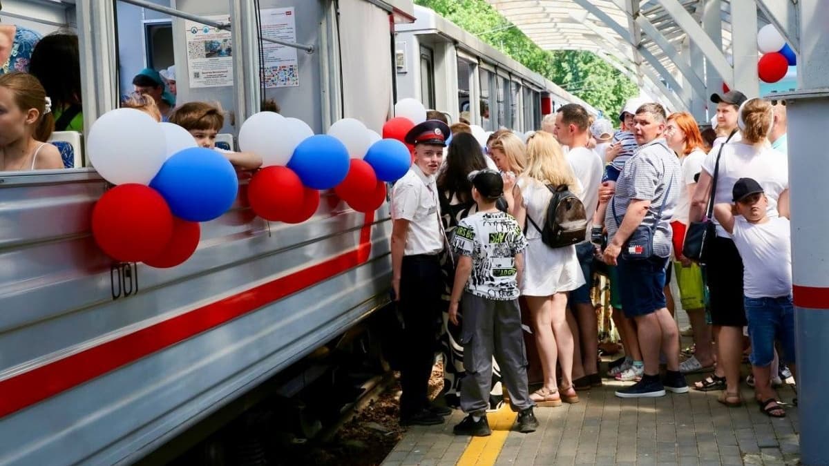 Детская железная дорога открыла движение в Нижнем Новгороде и Казани