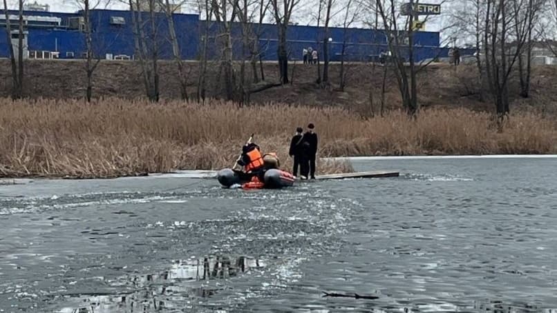 Двоих подростков вытащили из Мещерского озера в Нижнем Новгороде
