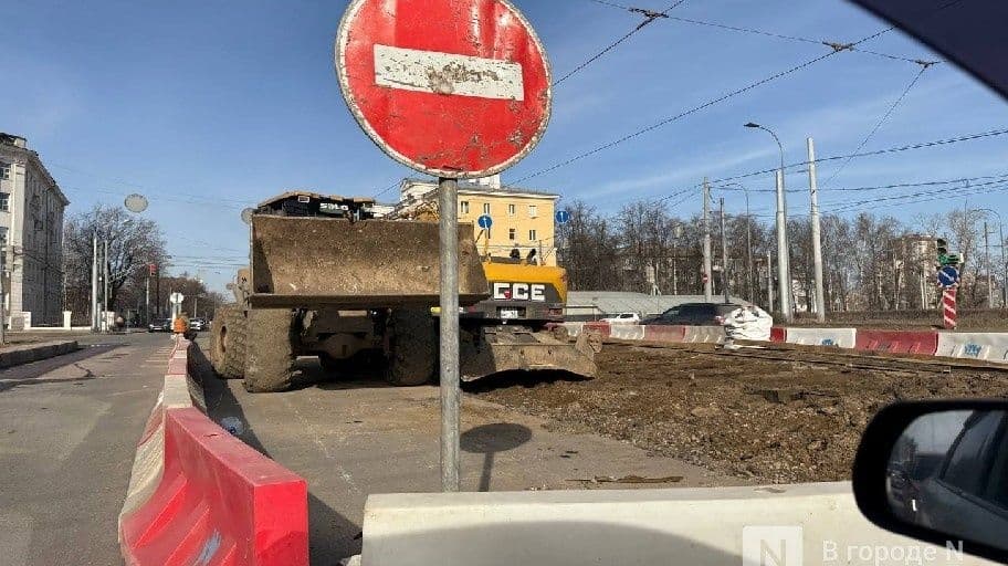 Нижегородцы застряли в жутких пробках из-за ремонта путей на Лядова