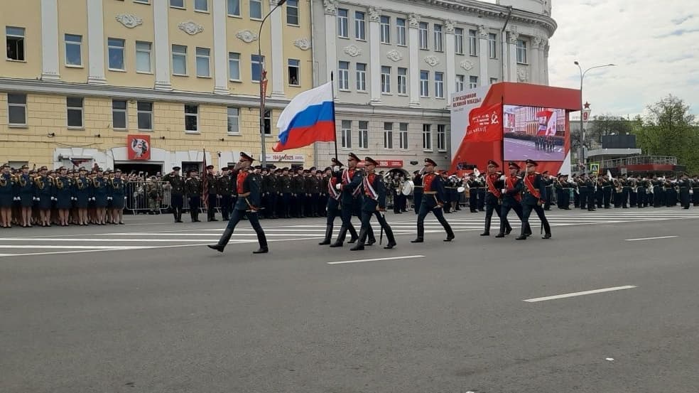 Парад в честь 80-й годовщины Победы проходит в Нижнем Новгороде