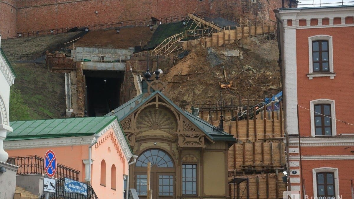 Известный писатель Сергей Минаев пожаловался на жару в Нижнем Новгороде