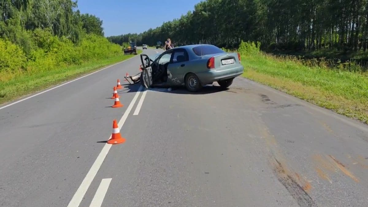 Два человека пострадали в ДТП с трактором в Нижегородской области