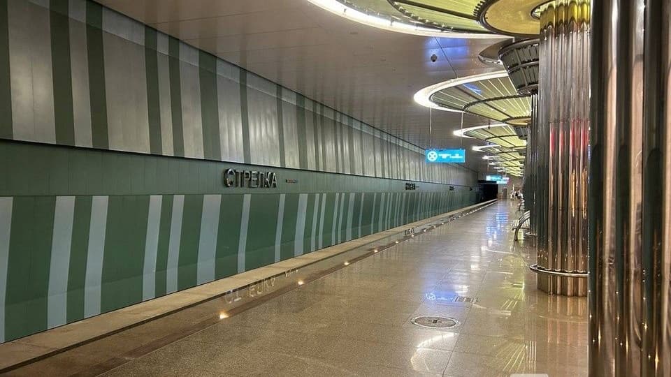 Сход к станции метро «Стрелка» в Нижнем Новгороде закрыли на ремонт