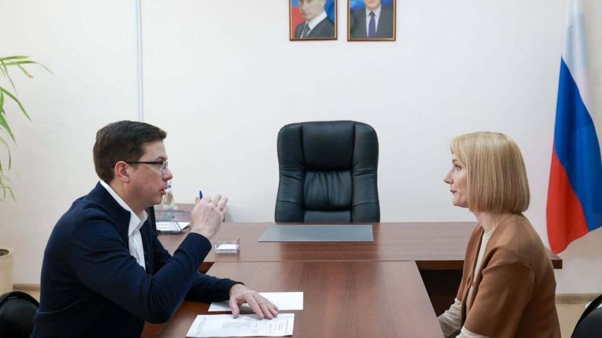 Тротуар и дорогу на улице Ватутина отремонтируют по просьбе нижегородки