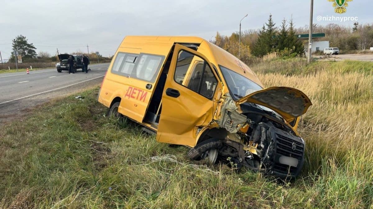 Появилось видео с места ДТП со школьным автобусом в Нижегородской области