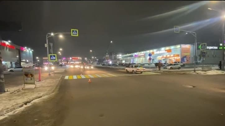 Неизвестный водитель сбил пешехода на Бору