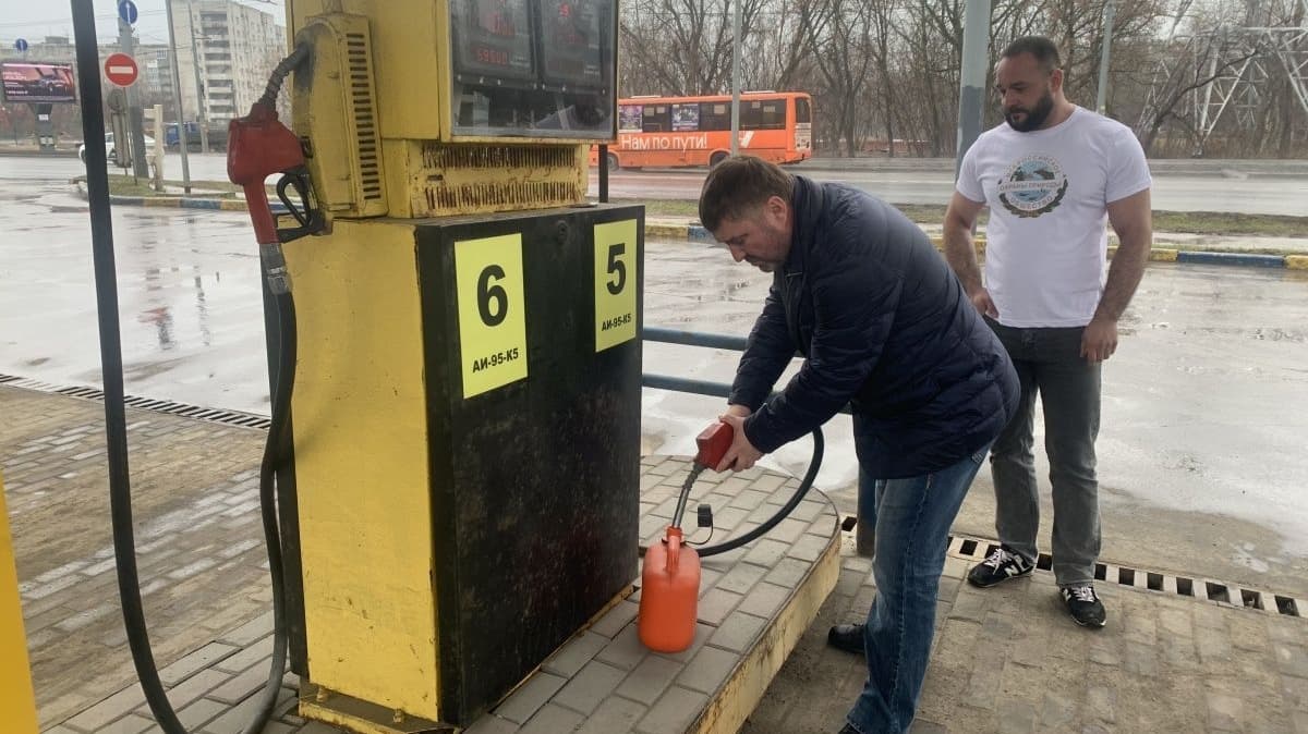 Депутаты вышли в рейд по проверкам топлива на нижегородских АЗС