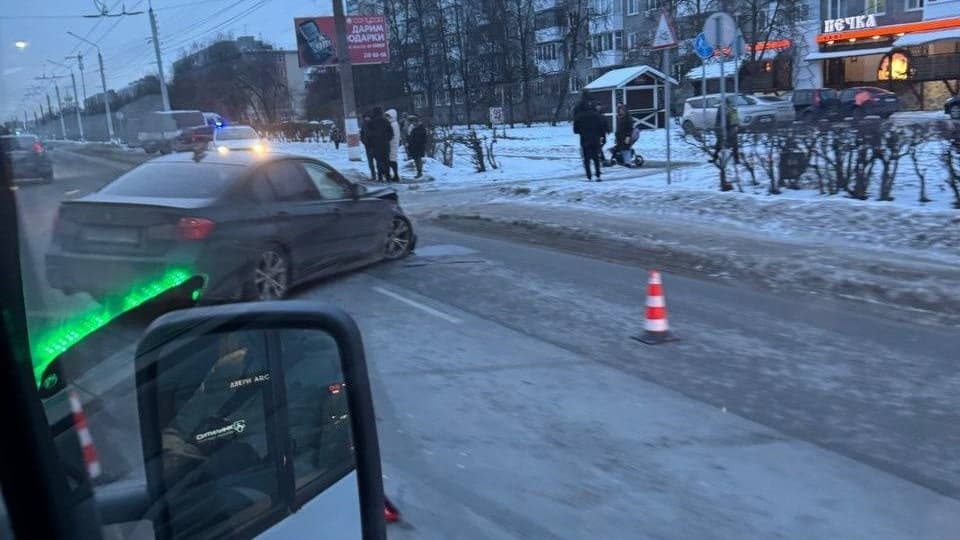 Озвучены подробности ДТП, из-за которого встали троллейбусы в Дзержинске