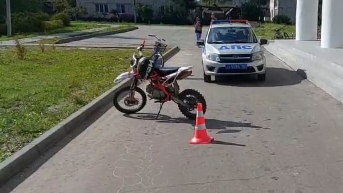 Подросток на мотоцикле сбил ребенка в Семенове