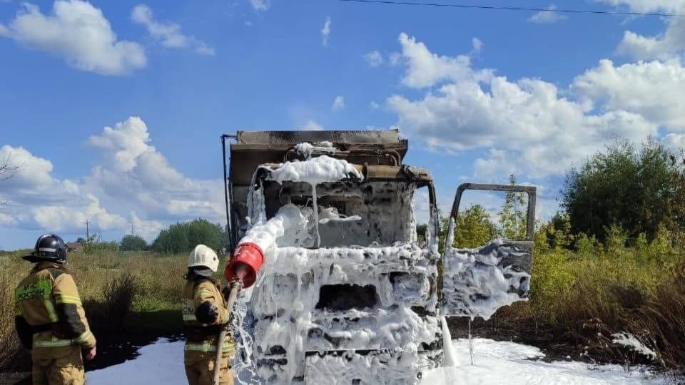 Водитель заживо сгорел в самосвале в Нижегородской области