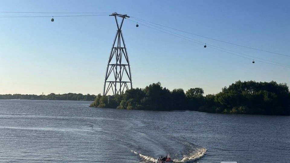 Нижегородская канатная дорога остановила работу из-за непогоды