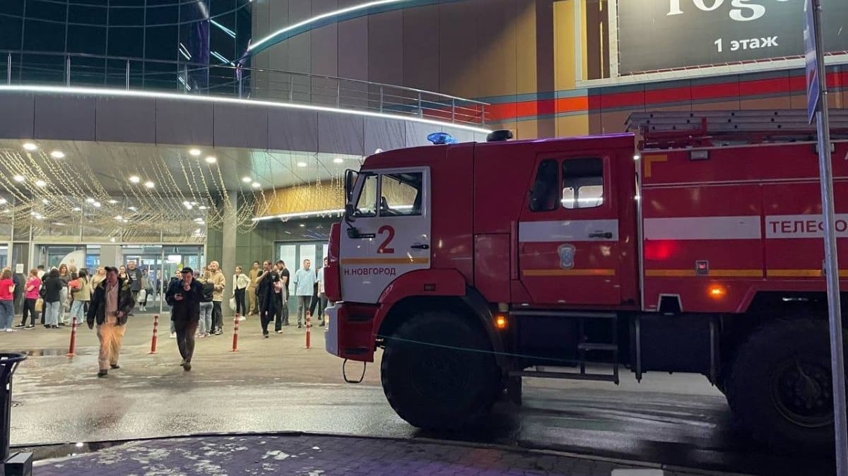 ТЦ «Фантастика» экстренно эвакуируют в Нижнем Новгороде