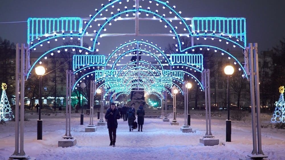 18,3 тысячи рублей готовы потратить нижегородцы на новогодние каникулы