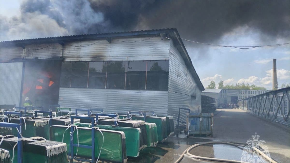 Прокуратура заинтересовалась мощным пожаром на складе под Нижним Новгородом