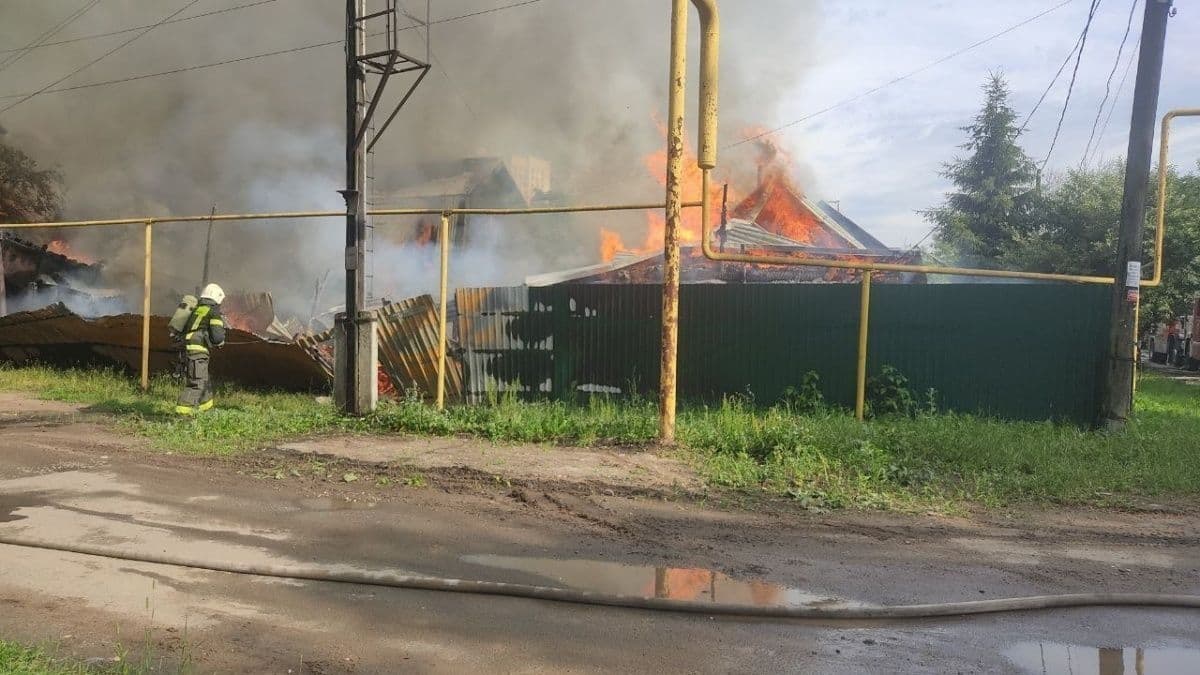 Открытое горение ликвидировали на месте пожара в Московском районе