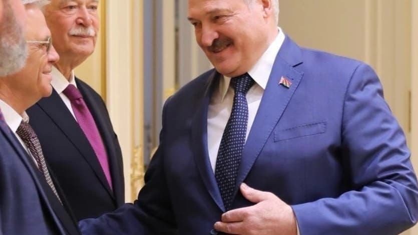 Председатель нижегородского парламента поздравил с днем рождения Александра Лукашенко