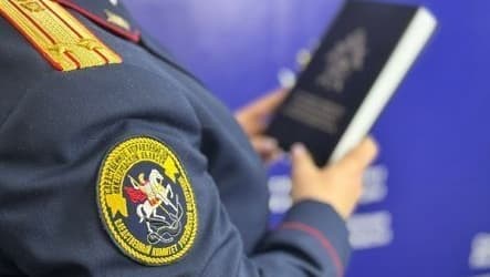 Следователи проводят проверку по факту избиения работницы кстовской больницы