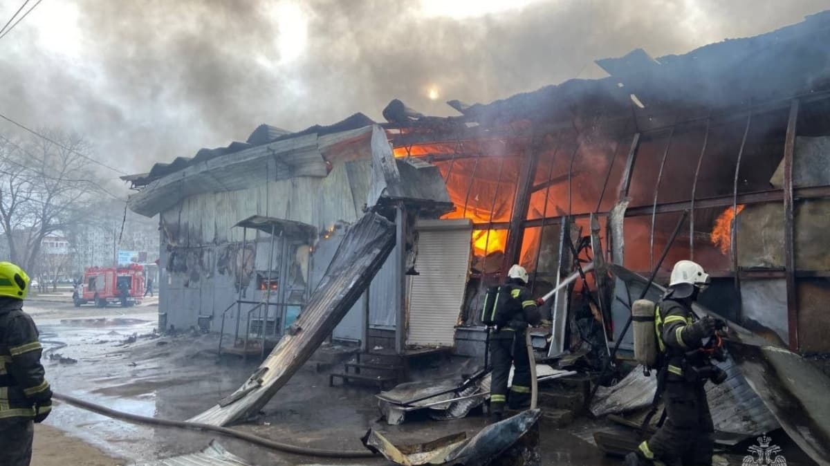 Завершена ликвидация последствий пожара на нижегородском рынке