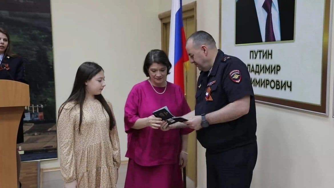 Нижегородская полиция выдала разрешения на проживание в РФ 14-ти иностранцам