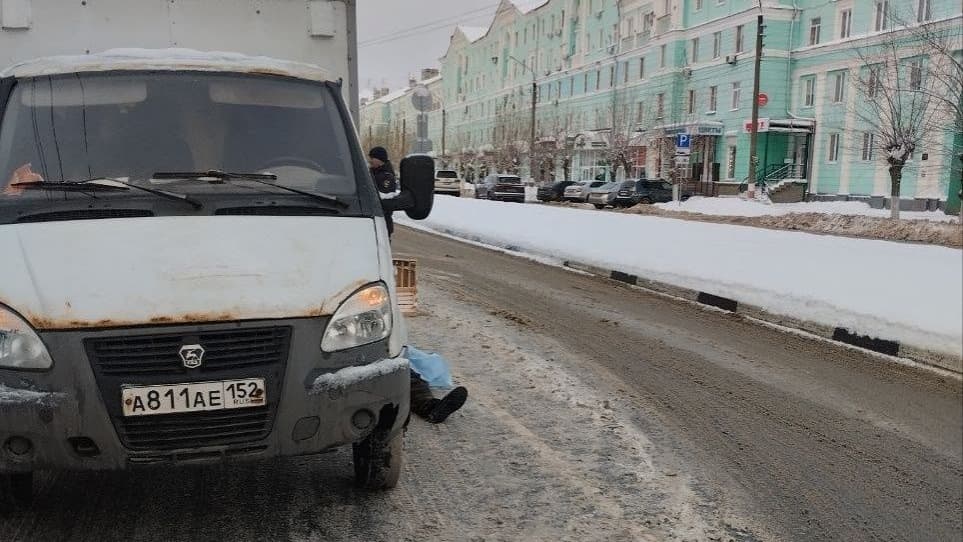Доставщик хлеба внезапно умер на улице в Дзержинске
