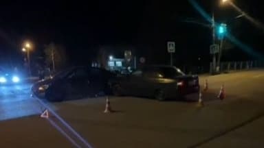 Женщина-водитель попала в больницу из-за проезда на красный свет в Павлове