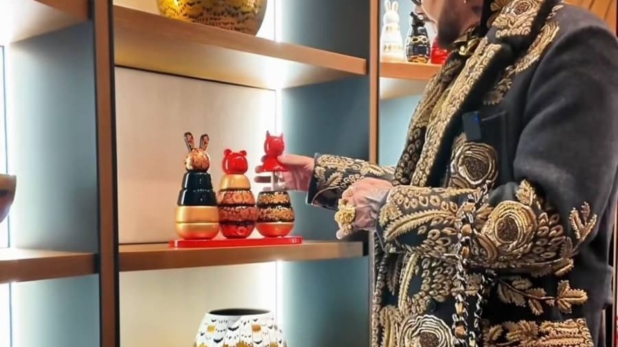 Филипп Киркоров стал амбассадором нижегородского бренда «Хохлома»