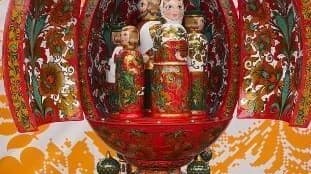 Пасхальное яйцо размером с холодильник создали семеновские мастера