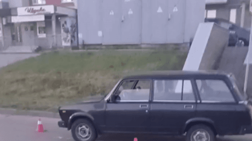 Автомобиль сбил двух подростков в Нижнем Новгороде