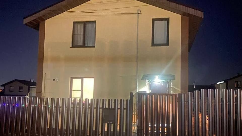 Четырехлетняя девочка выпала из окна дома в Богородском округе
