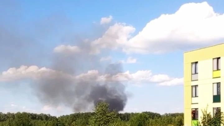 Таун-хаус горит в Кстовском округе
