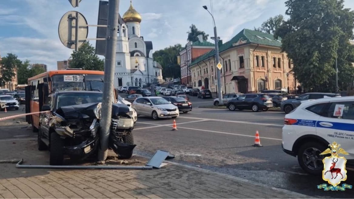 Раскрыты подробности массового ДТП с автобусом на Зеленском съезде