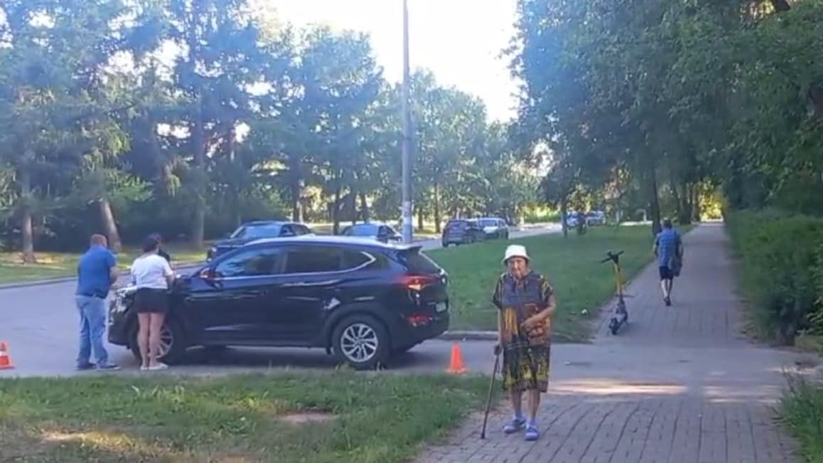 Самокатчик госпитализирован после ДТП в Нижнем Новгороде