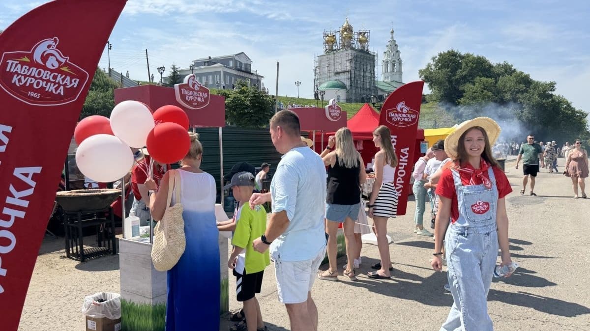 Павловчан угостили 300 кг сосисок и колбасок в честь Дня города