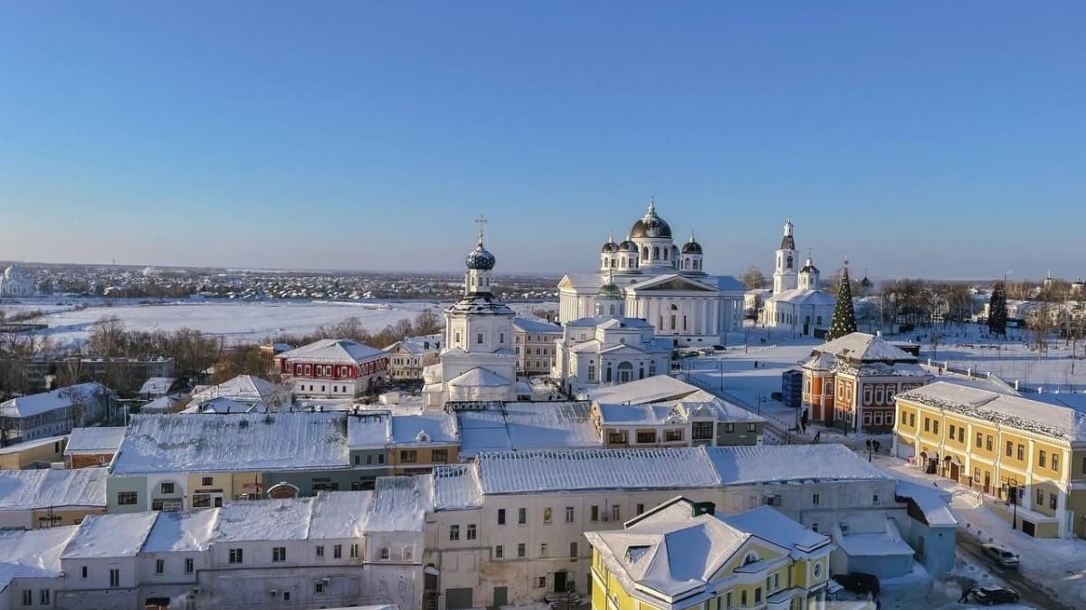 Дефекты благоустройства появились в центре Арзамаса после зимы
