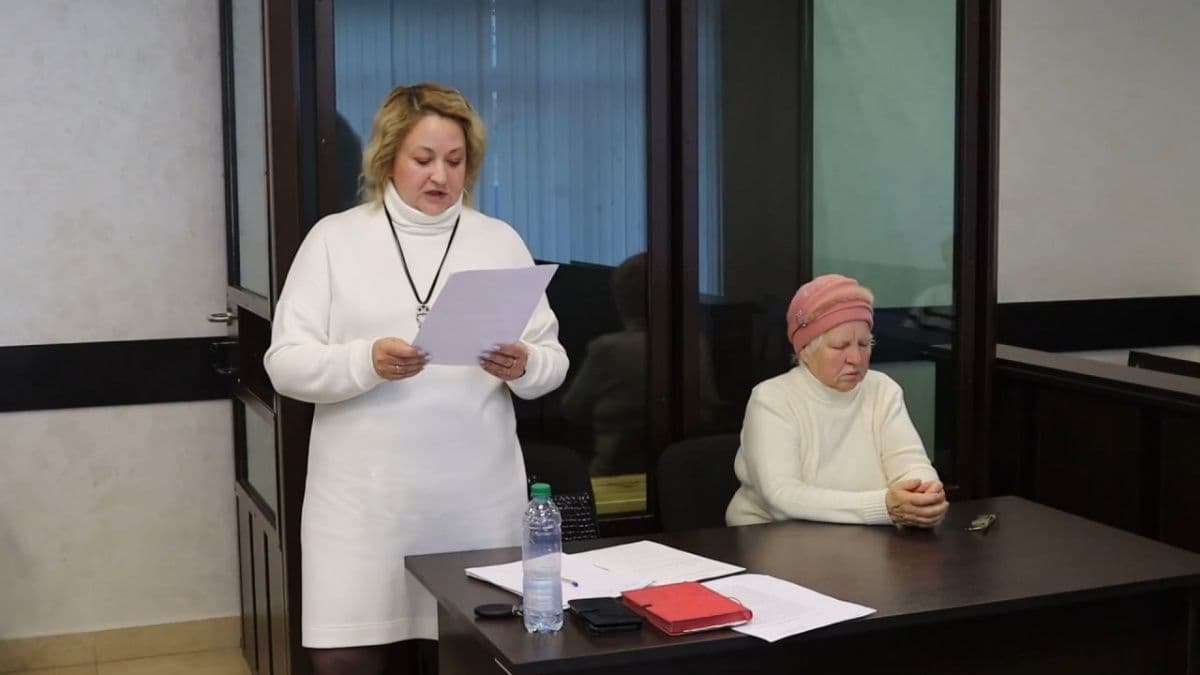 Суд оправдал борчанку по делу о смерти ее знакомой после укуса собаки