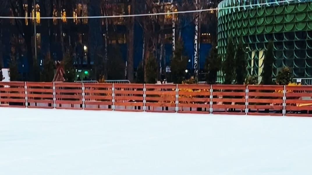 Ледовый каток залили в нижегородской «Швейцарии»