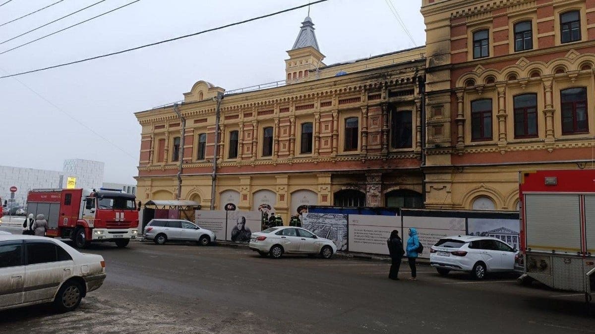 Опубликовано фото с места пожара возле Нижегородской ярмарки