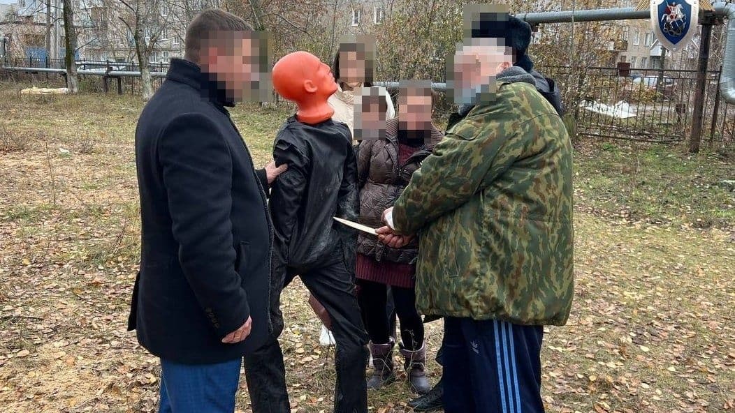 Жителя Дзержинска посадили на 7,5 лет за убийство собаки и ее хозяина