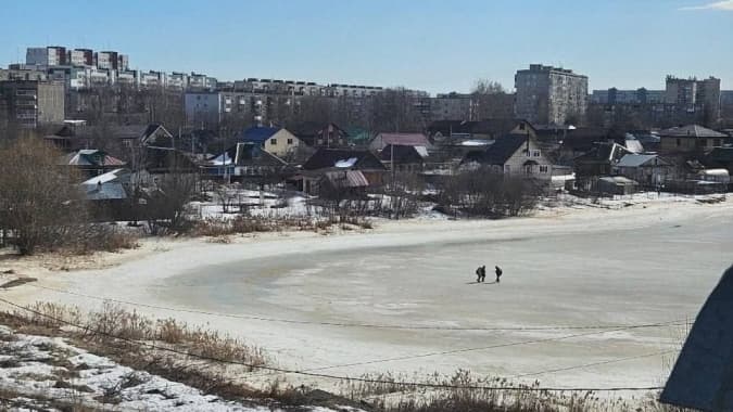 Нижегородцы испугались за вышедших на лед детей в Заволжье