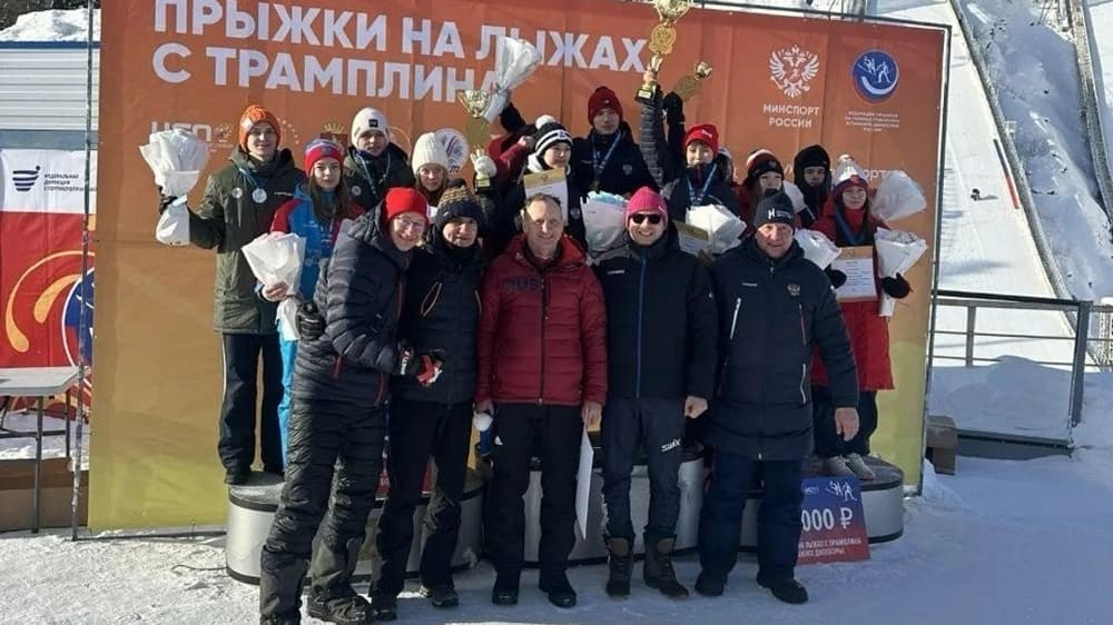 Нижегородские прыгуны с трамплина завоевали серебро чемпионата России