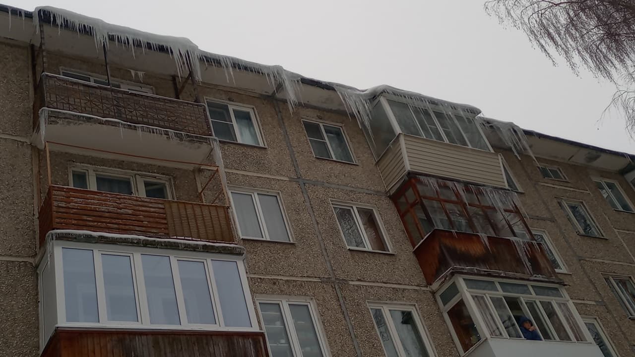 Сосульки на крышах Нижнего Новгорода теперь ищут с помощью камер и нейросети