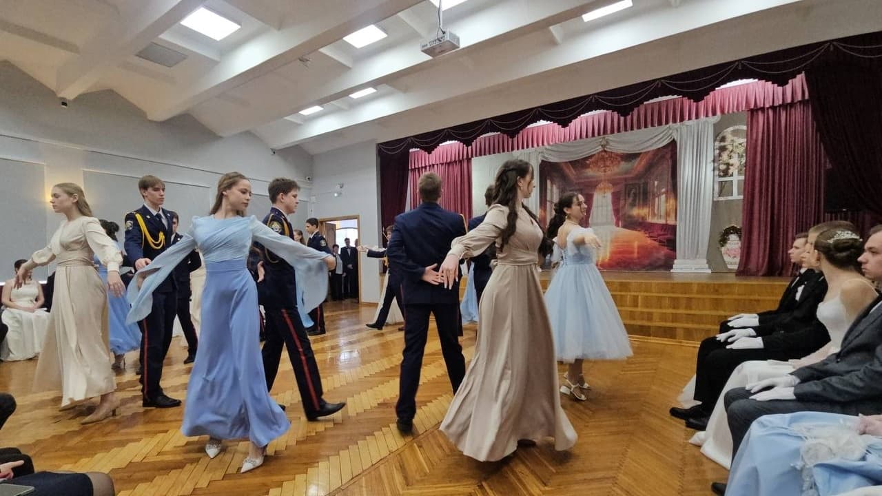 Нижегородские кадеты СК участвовали в Сретенском бале