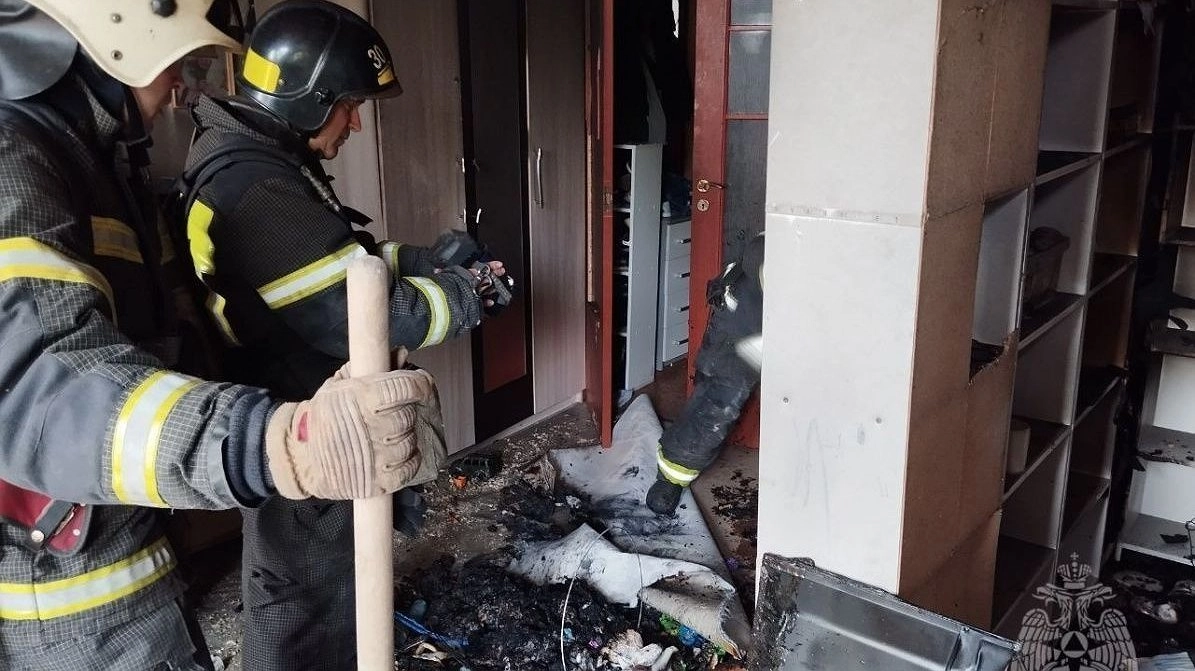 Пятилетняя девочка чуть не погибла на пожаре в Нижнем Новгороде