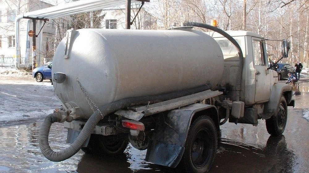 Власти организуют проверку после жалоб нижегородцев на «черных» ассенизаторов