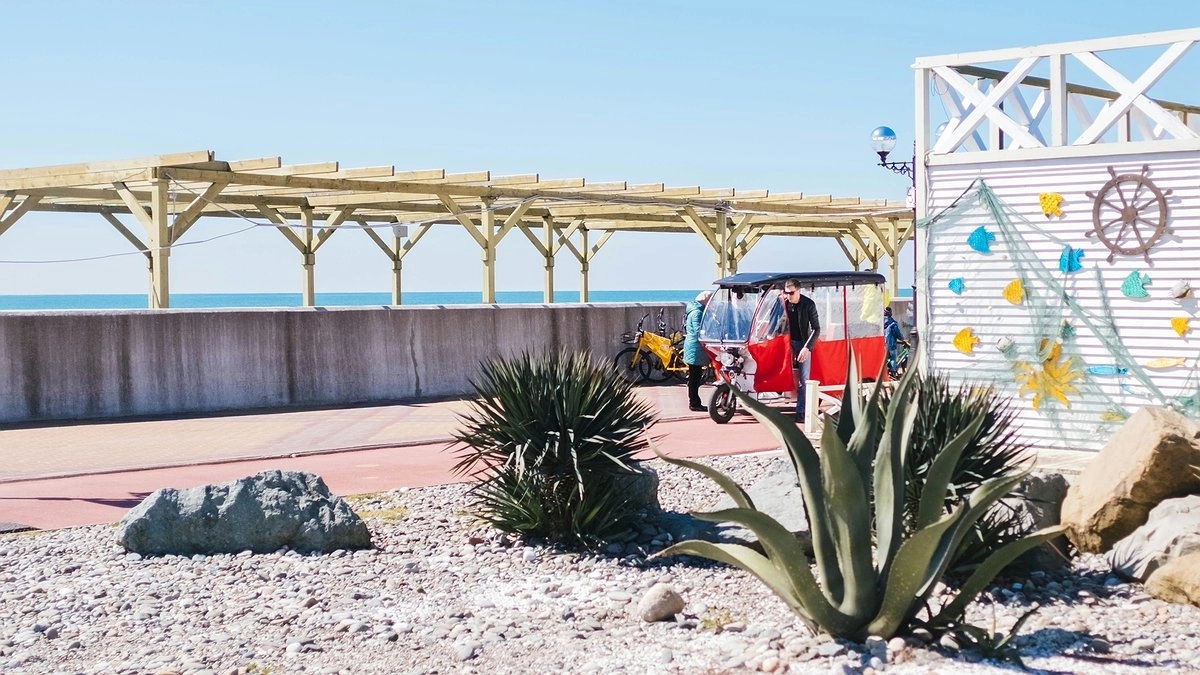 Мечтали о южной сказке, а получили счета, толпы и пробки: 5 причин, почему жизнь в Сочи не всегда соответствует ожиданиям