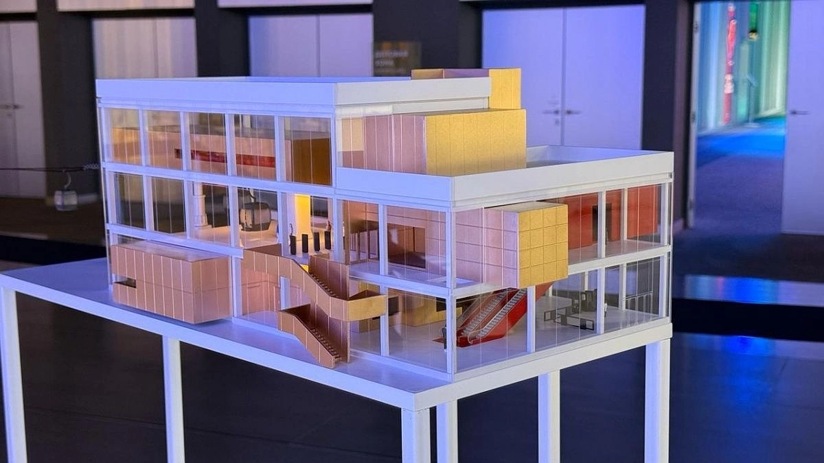 Главная картинка новости: Макет второй нижегородской канатной дороги презентовали в Москве