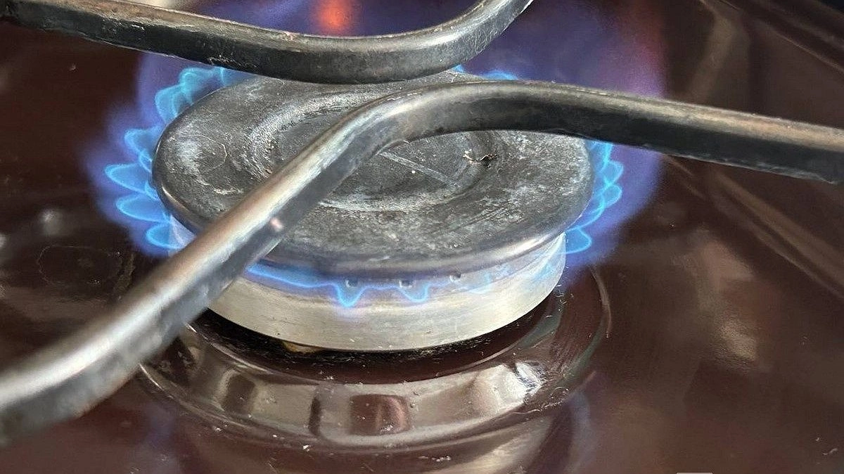 Два человека отравились газом в квартире в Борском округе