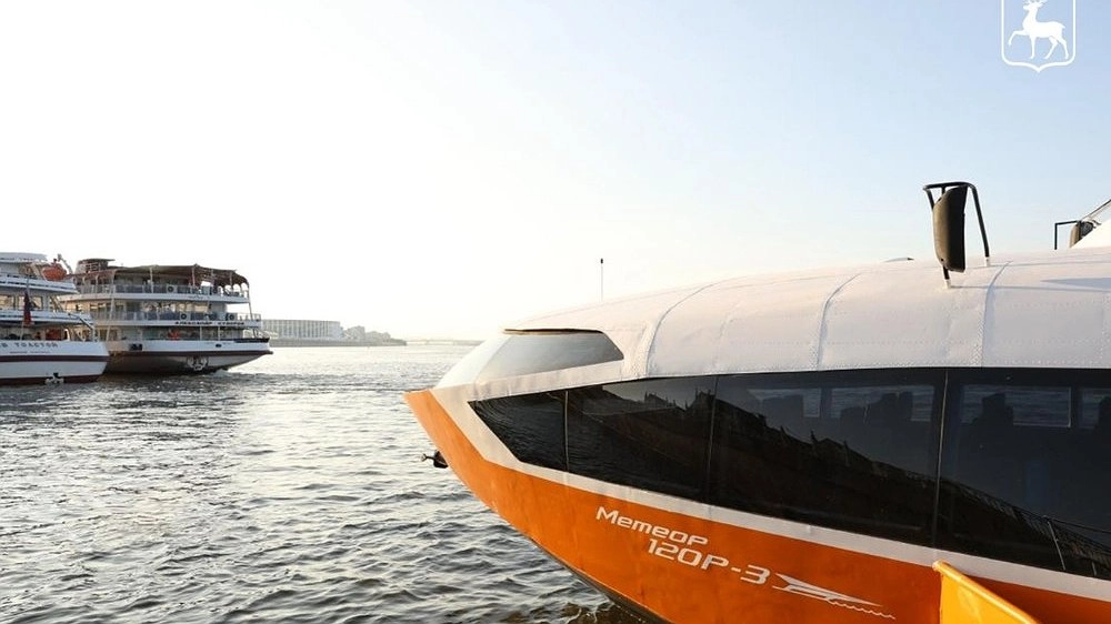 Главная картинка новости: В Нижегородской области скоростные суда перевезли 121 тысячу пассажиров за сезон